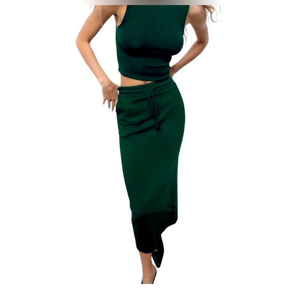 Nwot Zara dark Green Midi Pencil Skirt back slit casual elastic waist medium - Picture 1 of 14